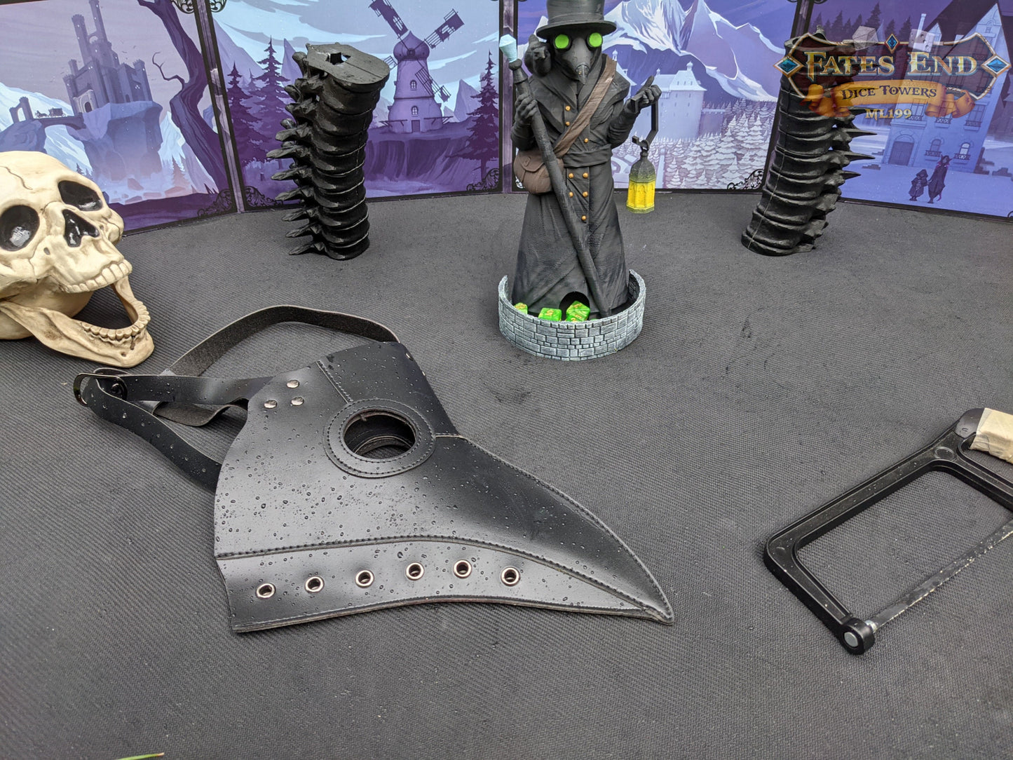 Plague Doctor 3D Printed Dice Tower | RPG Dice Tray | Gothic Decor | Unique Gift - Embrace Dark Ambiance!