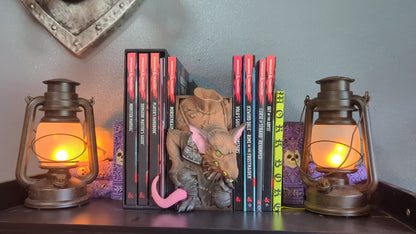 Rat Skaven Monster 3D Printed Book Nook- Miniatures of Madness- A Scurrying Nightmare on your Bookshelf!